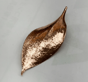 銅電鋳製の葉っぱ
